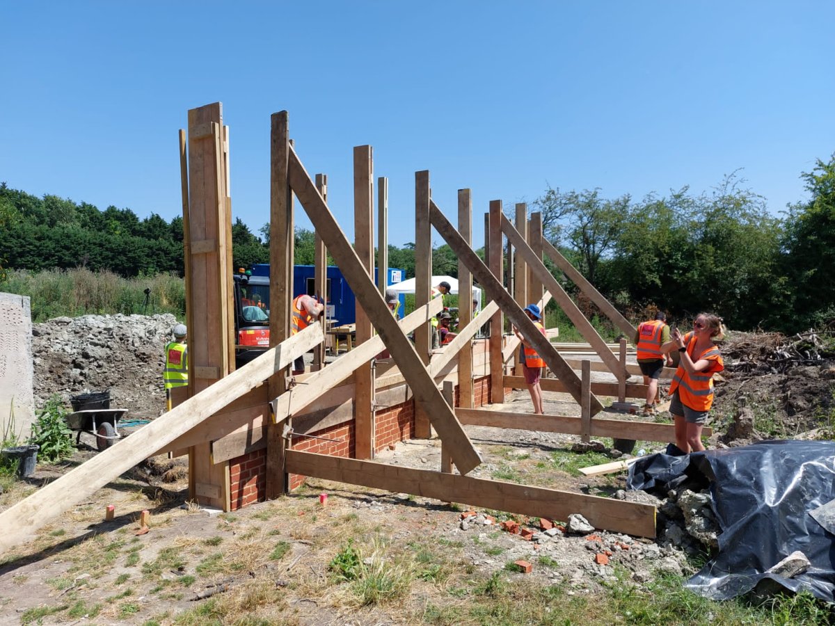 Setting up scaffold plank shuttering