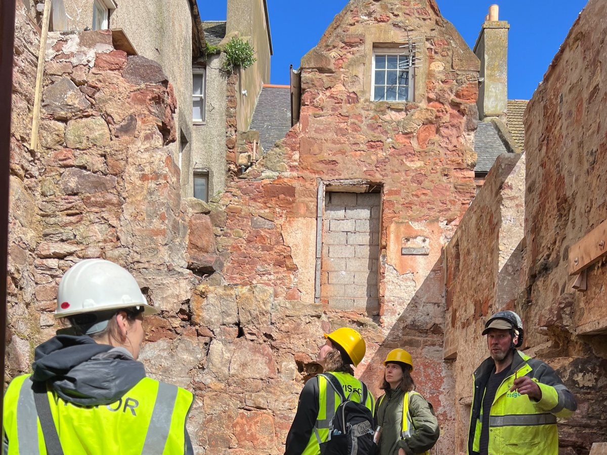 Scholars visiting a building site at Black Bull Close