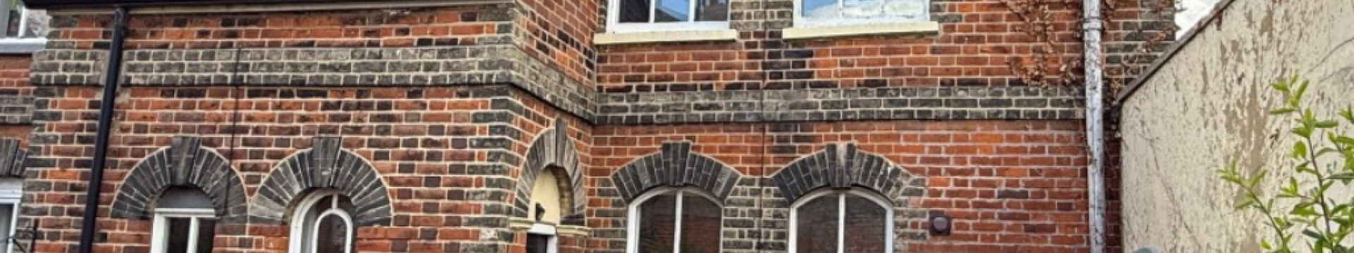 End of terrace cottage