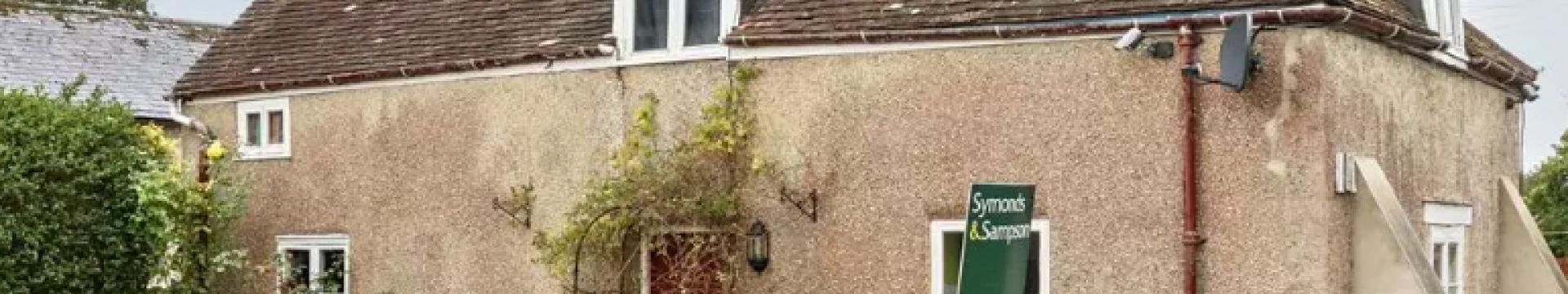 Detached cottage