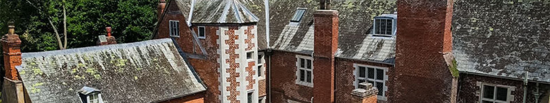 Hellens Manor