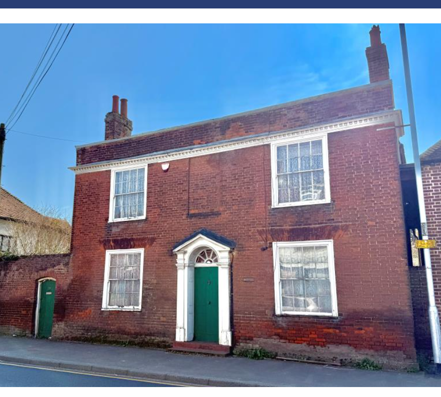 nice house for sale requiring work