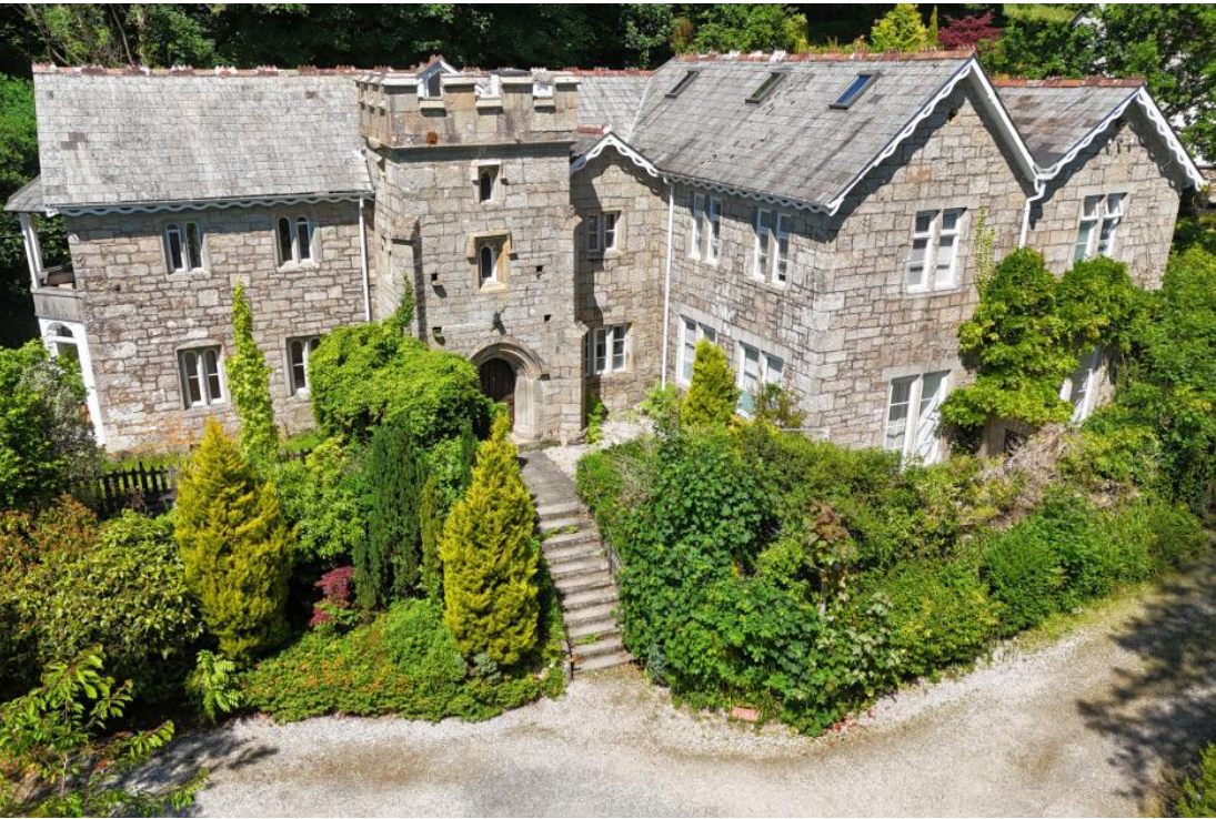 house with 14th century origins