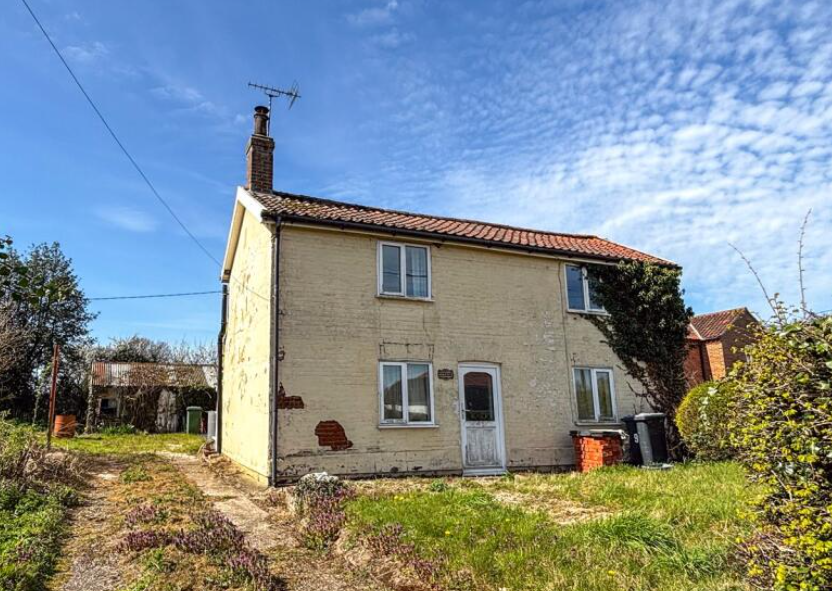 detached cottage