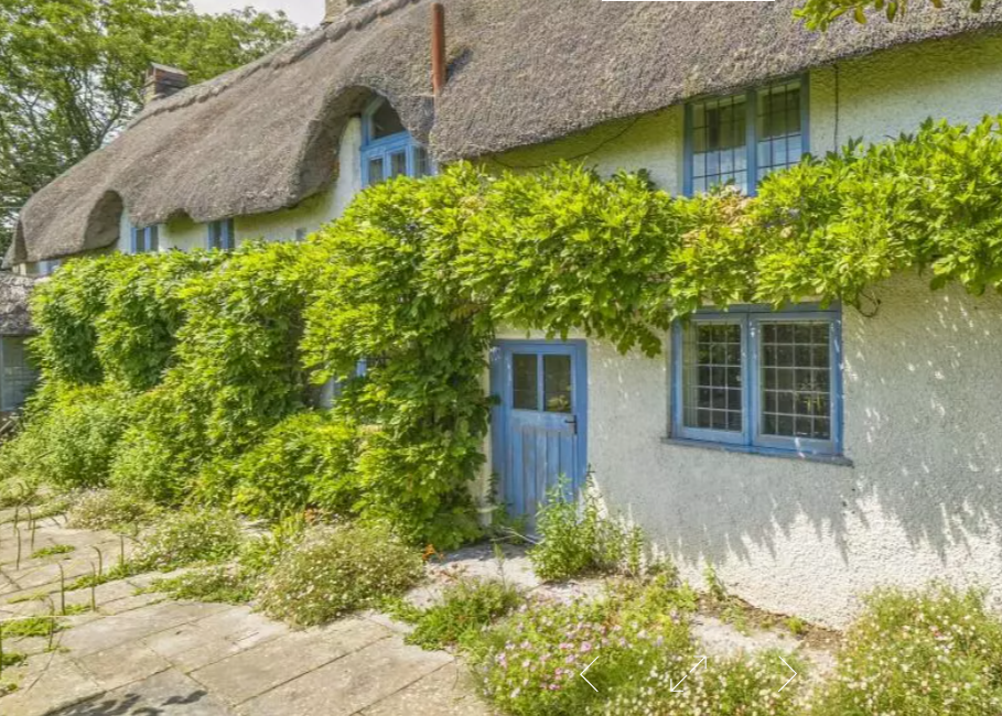 thatched cottage