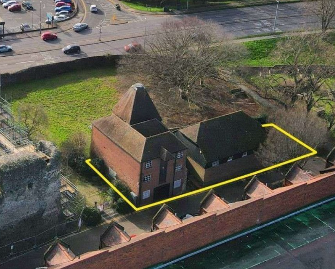 oast house