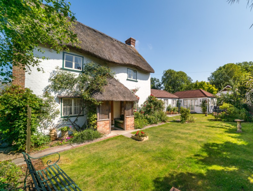 thatched cottage